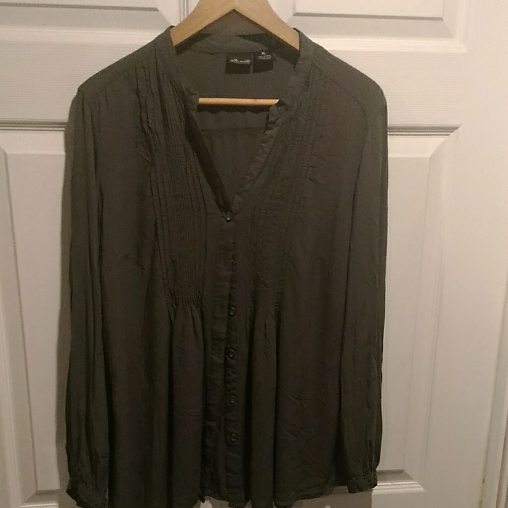 Willi Smith khaki green blouse